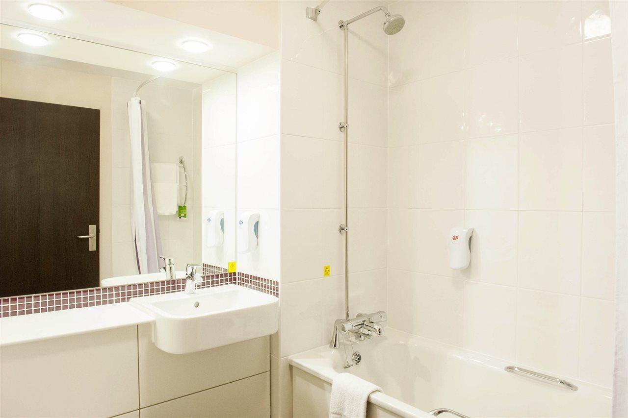 Premier Inn Bath City Centre Bagian luar foto