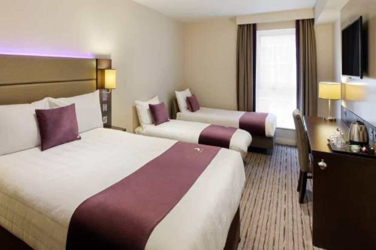 Premier Inn Bath City Centre Bagian luar foto