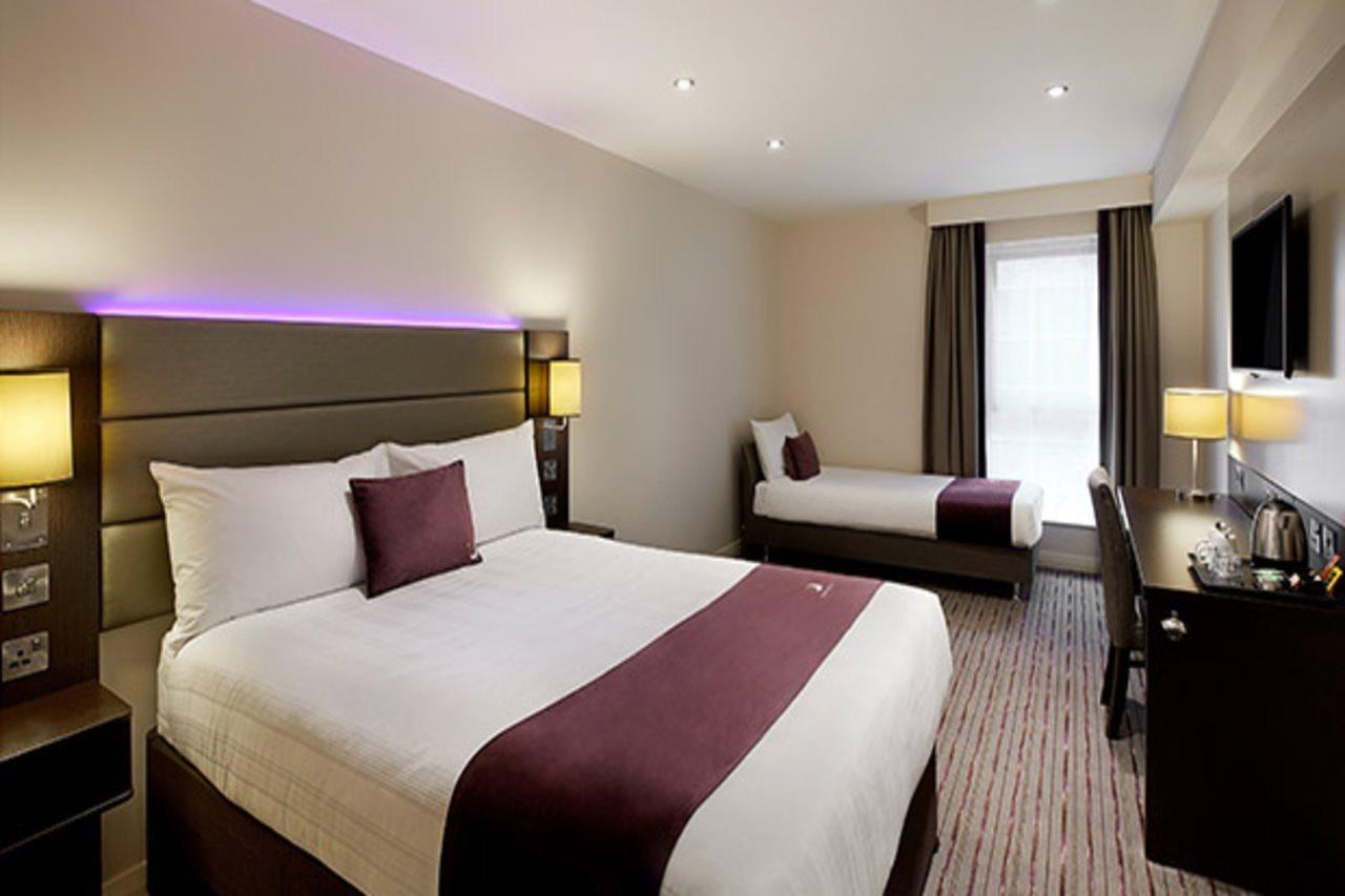 Premier Inn Bath City Centre Bagian luar foto